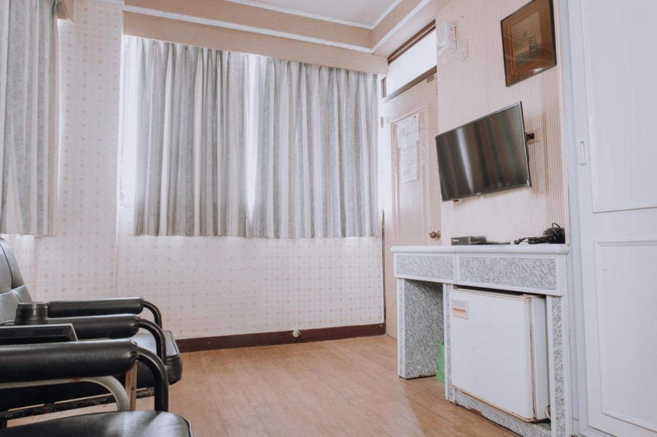 Tong Hsin Hotel Pingtung Екстер'єр фото