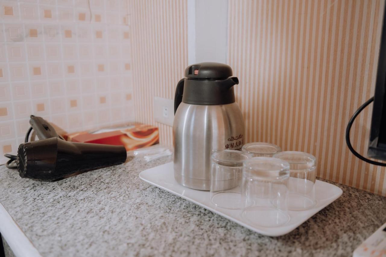 Tong Hsin Hotel Pingtung Екстер'єр фото