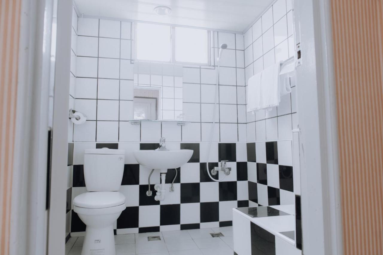 Tong Hsin Hotel Pingtung Екстер'єр фото